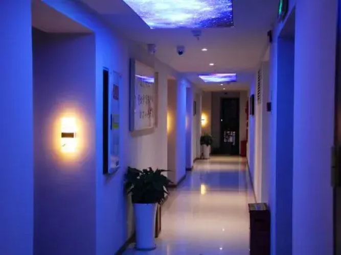 Chongqing Xiaochao Paradise Hotel