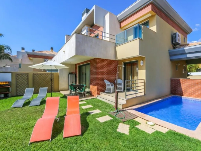 Deluxe Villa