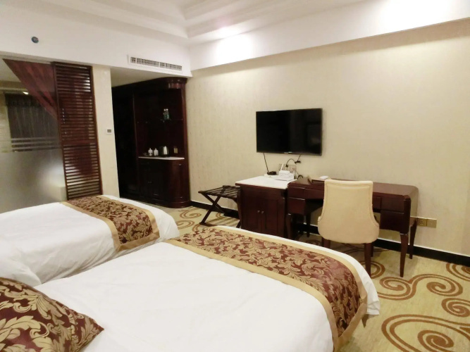 HaikouTWELVE OAKS HOTEL