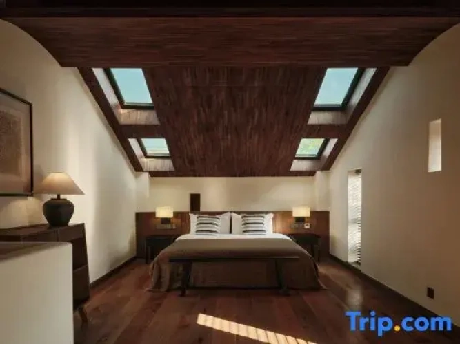Quadruple Family Duplex Suite