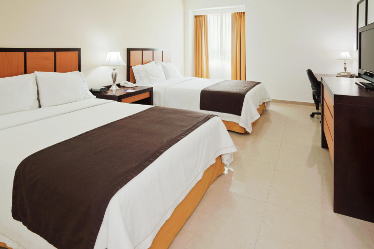 Holiday Inn Express Paraiso Dos Bocas by IHG
