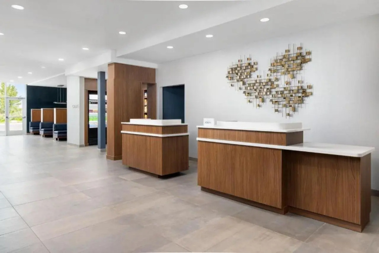 Courtyard By Marriott New Castle