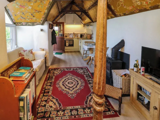 Toad Hall Cottage
