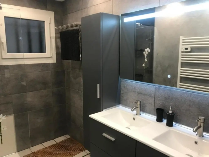 3 Bedrooms Villa
