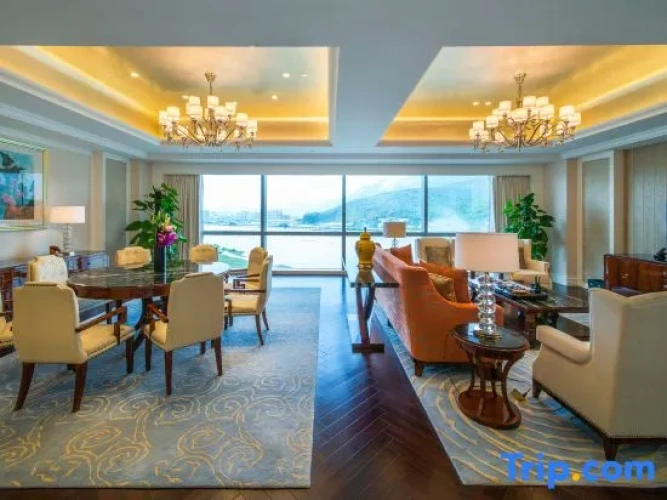 Double Duplex Suite with river view