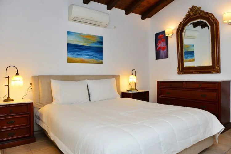 Orestis Suites