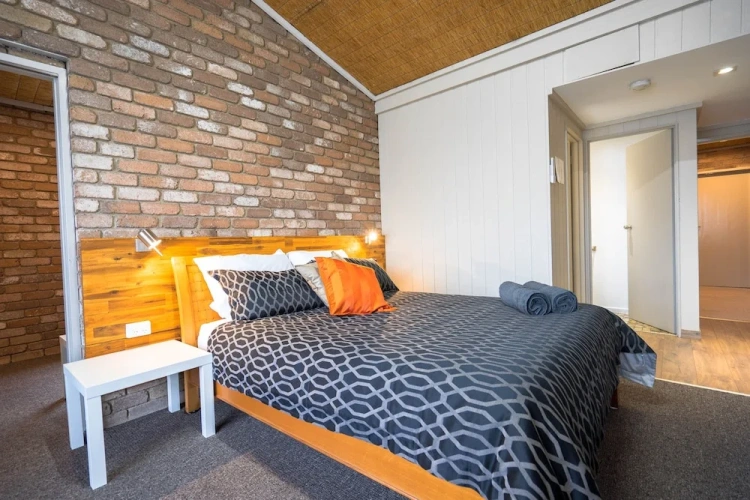 2 Bedrooms Family Suite with garden view