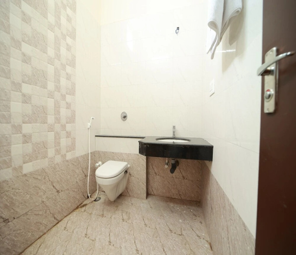 Valluvar Residency