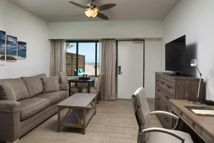 Hilton Daytona Beach Oceanfront Resort - Adults Only photo 8