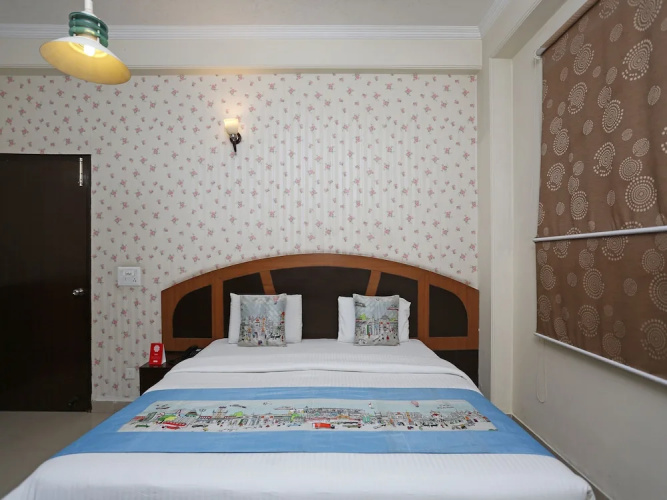 Green View Palace Guest House