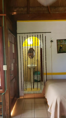 Cabanas k'iin Yéetel Há Bacalar