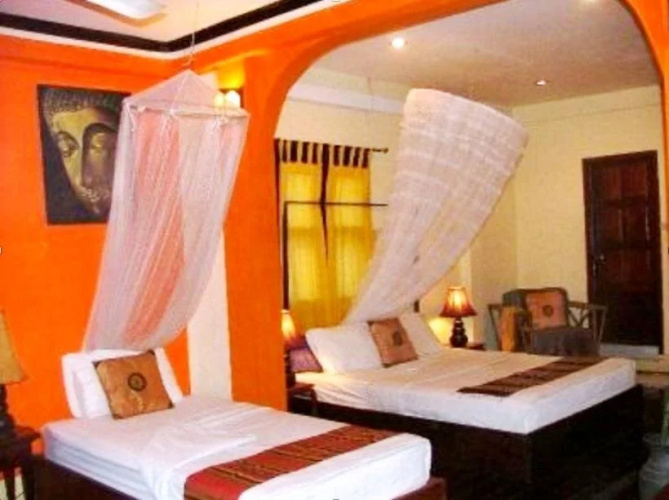 Villa Suan Maak