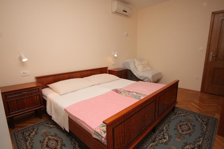Apartments Vojnovic