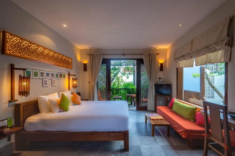 Quadruple Suite with view