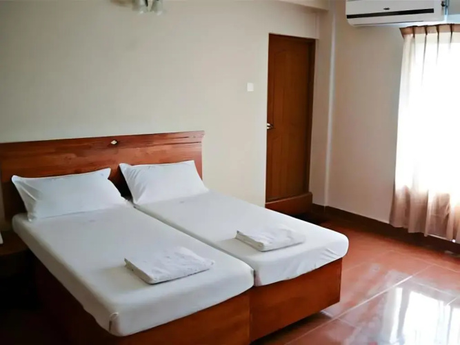 Hotel Shalimar Metro