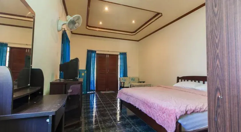 Baan Boonsom Guesthouse