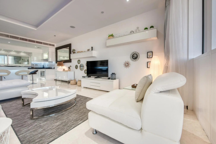 Tiara Ruby - PRM 01 - PJ