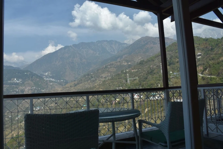 Suite with balcony