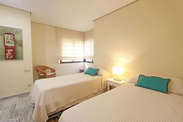 1104 Beach Front Line Apartment Golden Beach 3 Pools