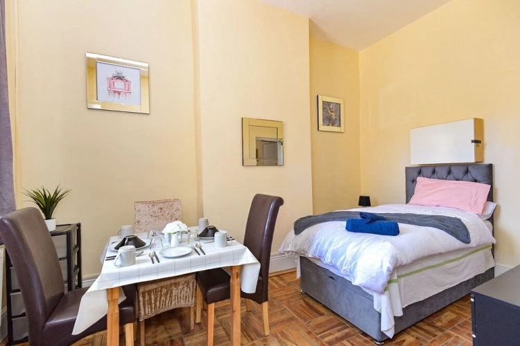 Guest rooms