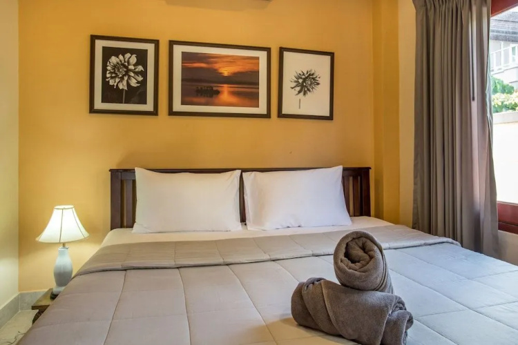 Blissful Villa Felicity with Ample Space