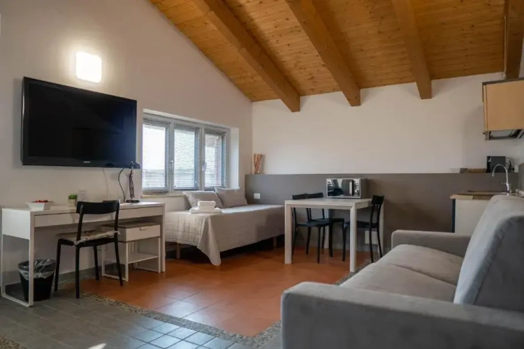 1 Bedroom Apartment