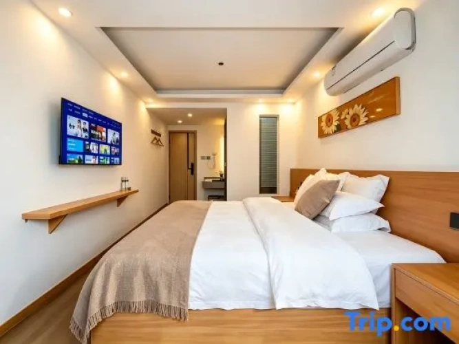 Standard Double room with river view