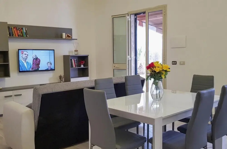Villa Villino Blu Large Private Pool Walk to Beach A C Wifi