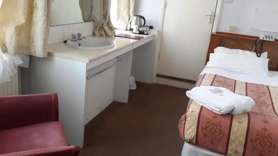 Standard Single room