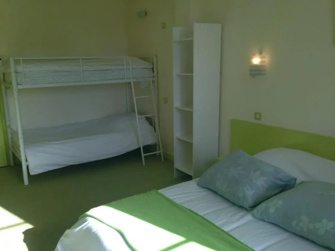 Standard Quintuple room