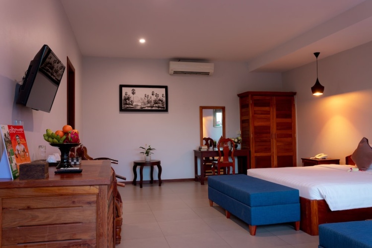 Samnak Lounge