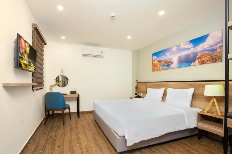 Standard No Window Double room