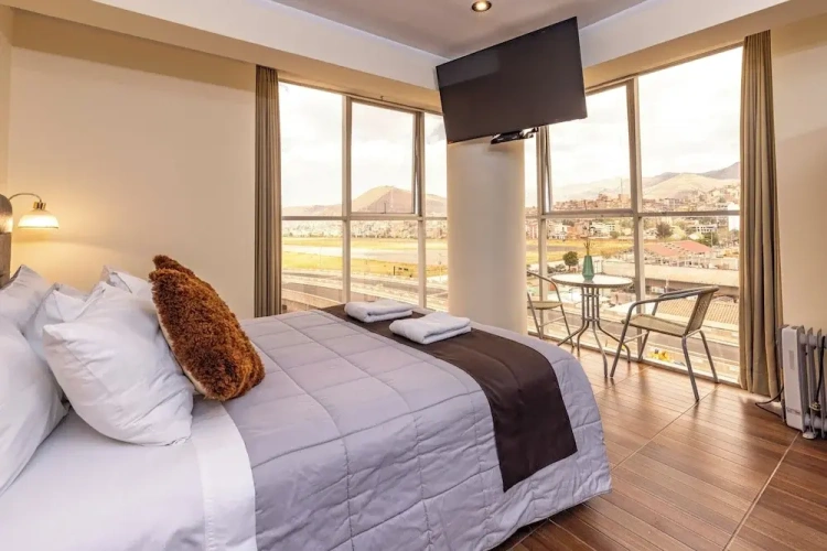 Superior Double room with city view