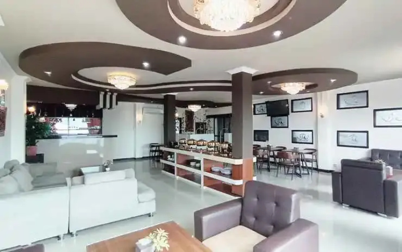 The Rich Hotel