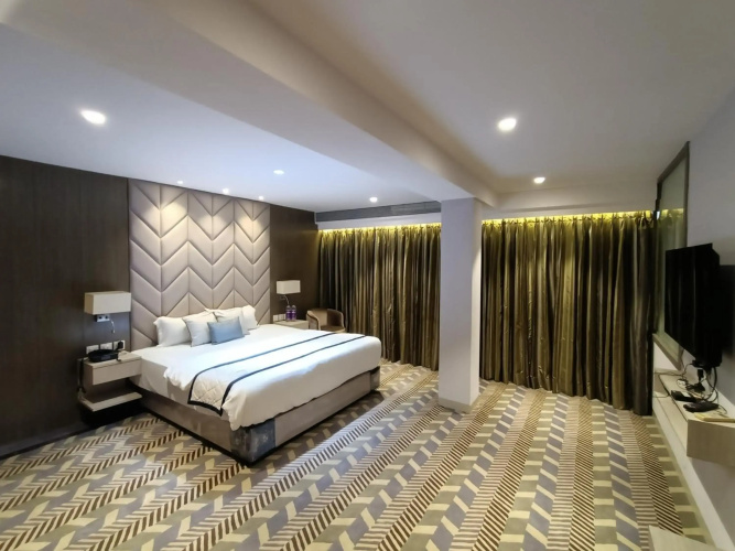 Hotel Highway Inn