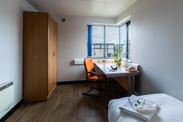 Single Apartment