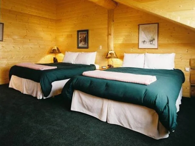 Glacier Bay's Bear Track Inn