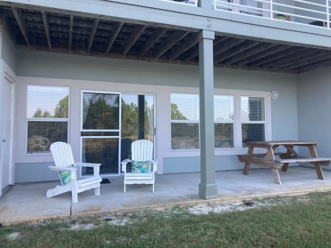 Romar Lakes 103a 2 Bedroom Condo