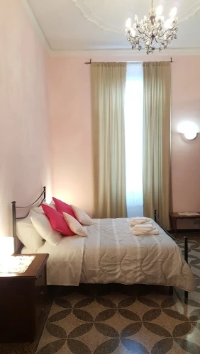 4 Bedrooms Deluxe Apartment