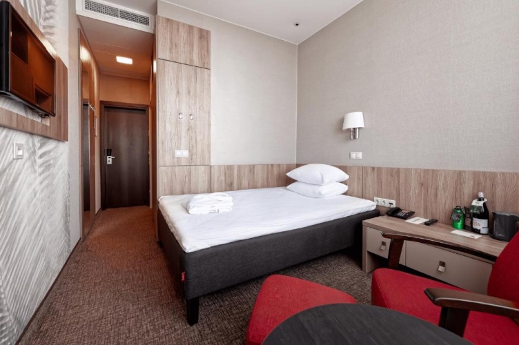 Standard Single room with balcony and with view