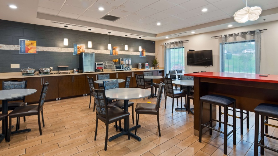 Best Western Plus Sunrise Inn photo 28