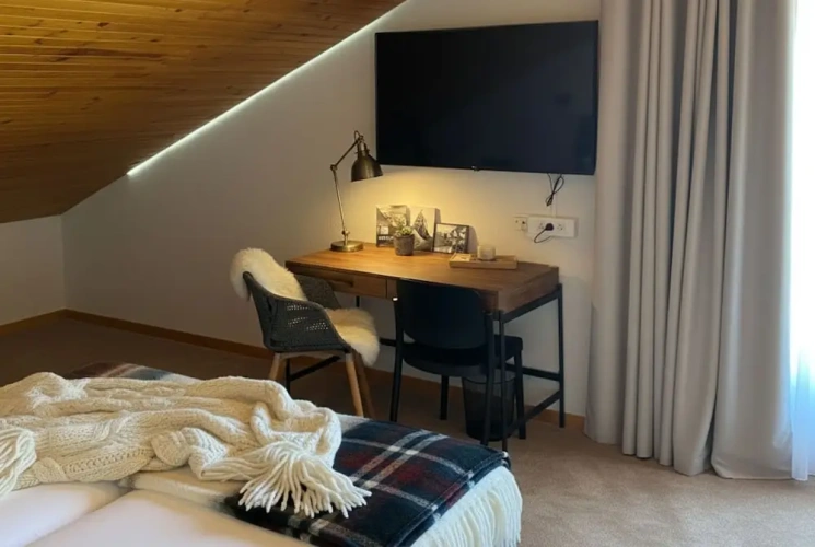Deluxe Triple room with balcony and with view