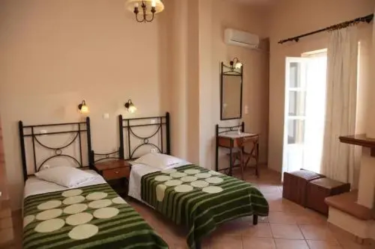 Hermoupolis Rooms