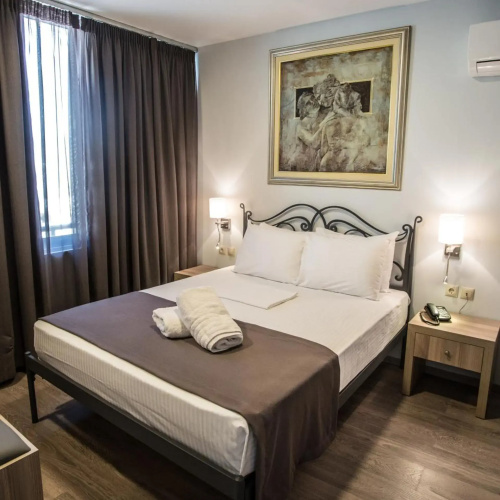 Argo Hotel