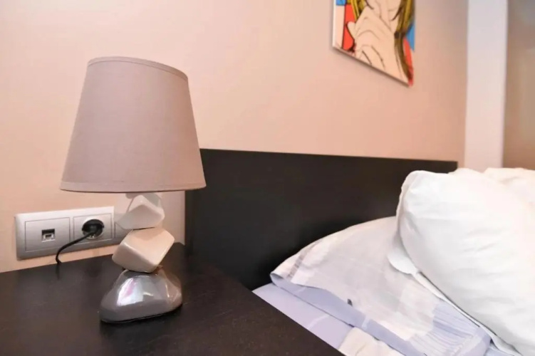 Excellent apartment luxuriously renovated