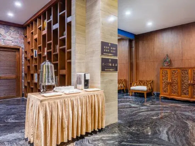 Ganglong Hotel