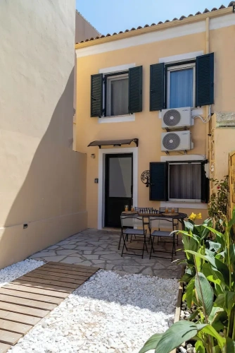 Classic Apartment