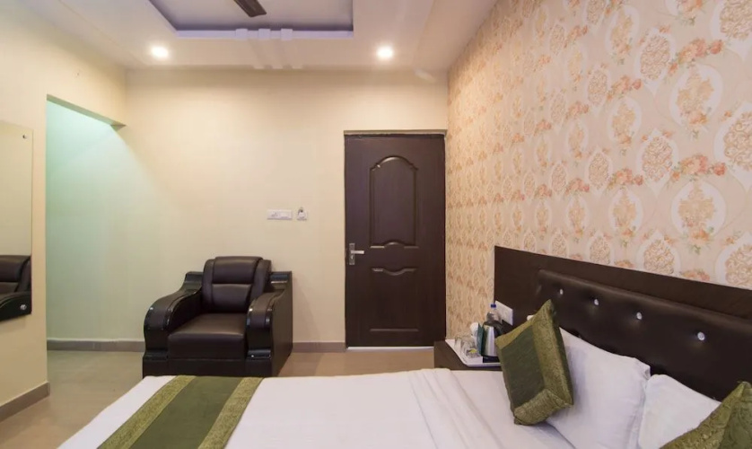 Treebo Trend Coral Tree Lucknow