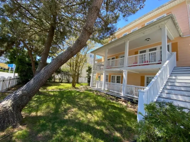 3 Bedrooms Apartment with balcony and with ocean view