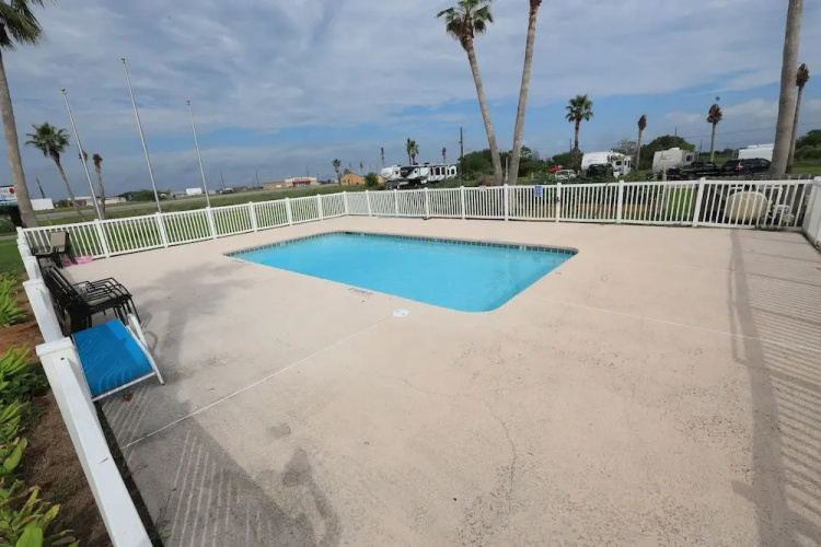 Coastal Bend Motel & RV Park